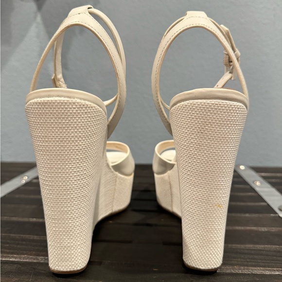 ALDO White Edges - Picture 7 of 7